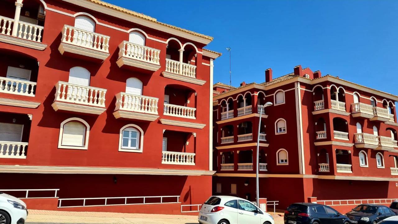 El Apartamento De Amy Con Vistas Al Mar Мазагон Экстерьер фото